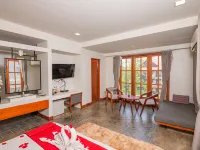 HOMEWOOD HOTEL Hotels near Wat Preah Prom Rath
