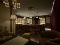 The Royal Park Hotel Ginza 6-Chome Hotel berhampiran Stesen Higashi-ginza
