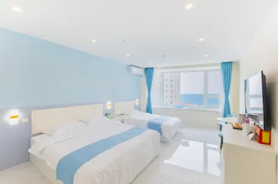 Weihai Wanghaige Seaview Apartment (Huoju 8th Street/International Bathing Beach)