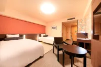Richmond Hotel Naha Kumoji - parkir
