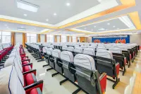 Ewenke Flag Camphor Pine Business Hotel Hotels in Ewenki Autonomous Banner