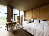 Huaqiyue · Home of the Crested Ibis Hotels in Hanyin