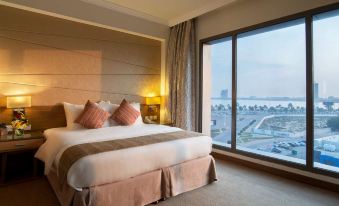 Golden Tulip Dammam Corniche Hotel