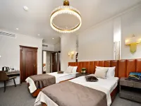 Dizajn Hotel Senator Hotels near Saint Basil's Cathedral