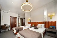 Dizajn Hotel Senator Hotel dekat GUM