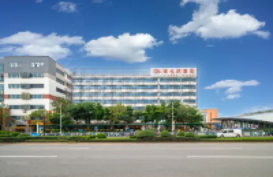 Vienna Hotel (Shenzhen Fuyong Metro Station) Hotels near Shenzhenjichangbei Railway Station