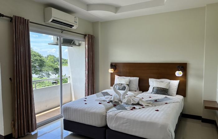 Chaophayathara Riverside Hotel