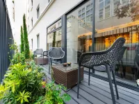 Green Park Hotel Paris Hotels near Restaurant Anika