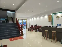 Chongzuo Huayi Homestay