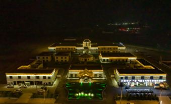 Chaka Salt Road Hotel