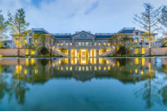 Fangdian`Hualin Yuezhao holidays Riverview hotel (Yangzhou)