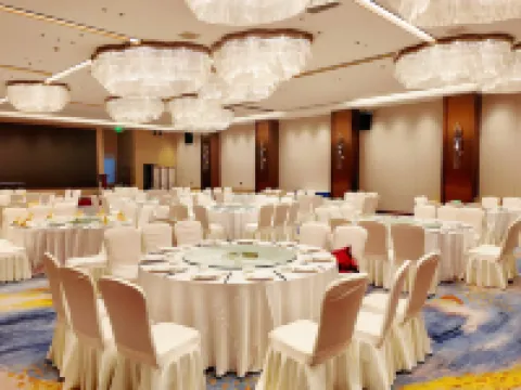 Swistyle Thousand Crane Lake Hoteles en Condado de Sheyang