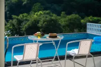 Yulonghe Yushan Country House - สระว่ายน้ำส่วนตัว
