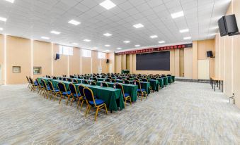 Daihe Four Seasons Garden Resort Hotel (Nandaihe Xianluo Island Scenic Area)