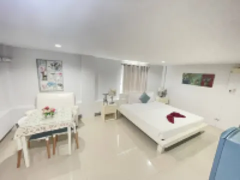 Chic Hotel  Suratthani Hotels near Surat Thani City Pillar Shrine