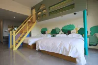 Qingdao·Qiyu·Ocean-Loving Azure Vernal Coastal Resort Homestay (Jinshatan Beer City Branch)
