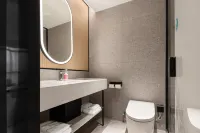 Home Inn Zhongjia Zhizhou High-speed Rail Station Fangte Store - พร้อมWifi