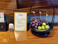 Phoenix Lake International Resort Hotel - 5 stjerner
