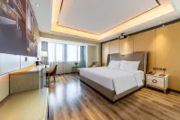 BoYue Hotel (Jingmen Wanda Plaza) Hotels near مطار جينغمن جانغهه