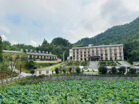 YunJan Qingshui Red Hotel