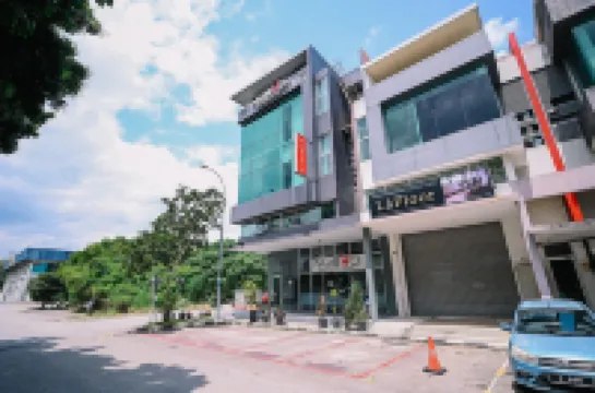 Swing & Pillows @ Kota Kemuning Selangor Hotels in Shah Alam