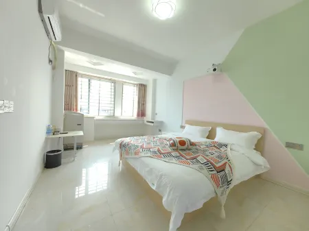 Gutian Zero Cinema Apartment