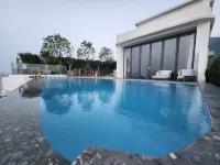 THE BEGONIA - Infinity Pools
