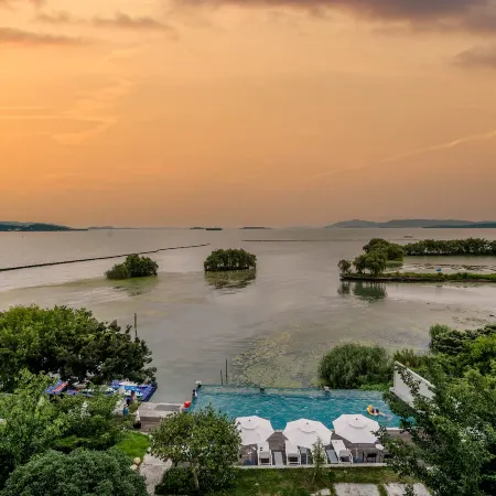 Cloud Retreat Sanshan Island