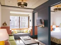 The July - Boat & Co Hoteles cerca de Barrio de Westerpark
