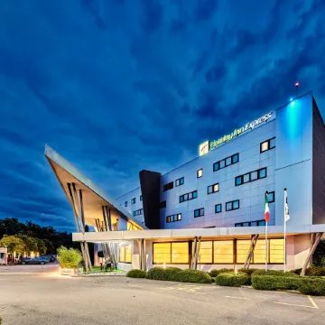 Holiday Inn Express MILAN - MALPENSA AIRPORT by IHG