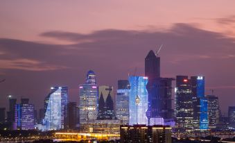 Xinyue Apartment (Guangzhou Tianhe Park Subway Station Branch)