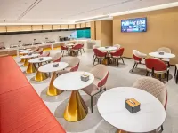 Youyi Crystal Hotel (Qinzhou Baishi Lake Park Branch) Hotels in Qinzhou