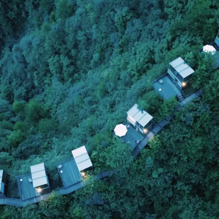 Shibing Cliffscape · Villa: Mountain-Encircling Viewing Nebula Cabin