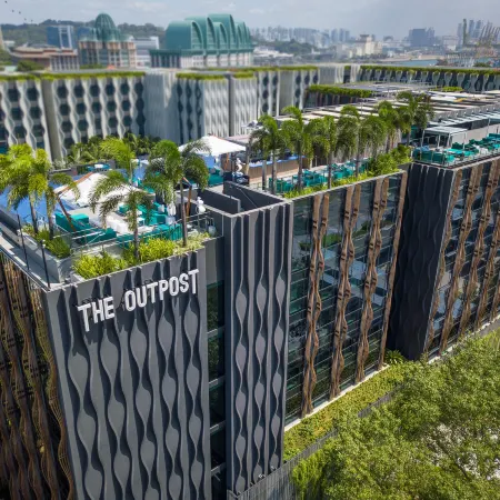 The Outpost Hotel Sentosa by Far East Hospitality Отели рядом с достопримечательностью «Парк развлечений «Юниверсал-Студиос»»