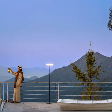 Anji Peak · Jiumu Cloud Town Cliffside Pool Resort Homestay