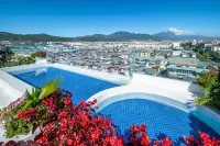 Star of Lijiang · Sun Shine Jinshan View Snow Mountain Panoramic Garden Hotel - Pools