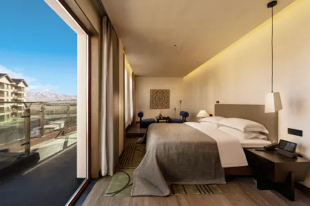 Sailim Lake View Mountain No. 1 Courtyard