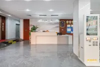 Ruifeng Hotel (Qingyuan Shunying City Plaza) - 3-Star