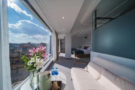 Shiqi Jingshe Homestay Отели рядом с достопримечательностью «Shiping Yilonghu National Wetland Park»