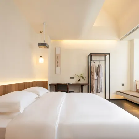 Futian Huayu Hot Spring Resort Hotel (Xinzhou Ancient City)