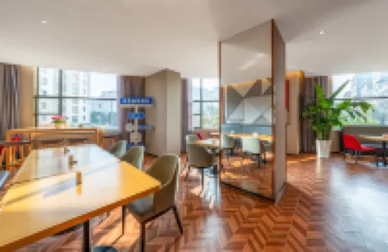 Qujing Ouduo Hotel (Qilin District South City Store)