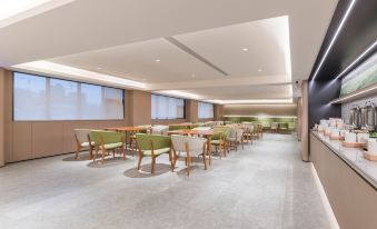 JI Hotel (Guangzhou Taigucang Shayuan Subway Station)