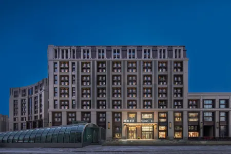 Shangru Hotel (Harbin West Station West Square Urban Rural Road Subway Station Branch) Отели рядом с достопримечательностью «Heilongjiang University»