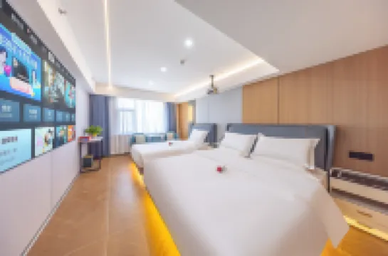 雲希酒店（張掖路步行街店）