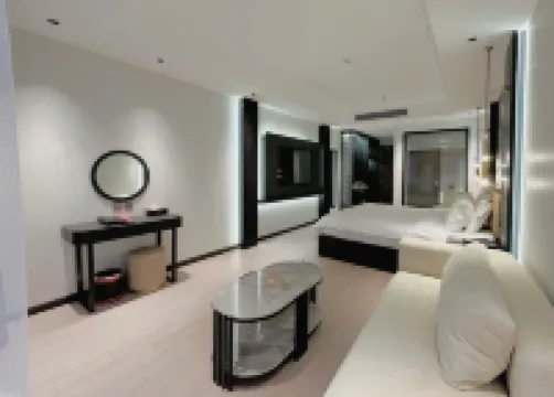 GARDEN PHOENIX HOTEL