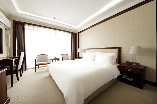 Bazhou Hairun Business Hotel