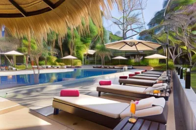 Let's Hyde Pattaya Resort & Villas - Pool Cabanas Hotel in zona Grande Centre Point Space Waterpark : แกรนด์ เซนเตอร์ พอยต์ สเปซ วอเตอร์พาร์ค