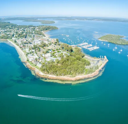 Thou Walla Sunset Retreat Отели рядом с достопримечательностью «Anchorage Marina Port Stephens»