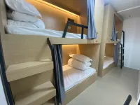 Taiyang Hostel (Jingshang Trade City)