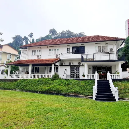TREEBRIDGE HOUSE